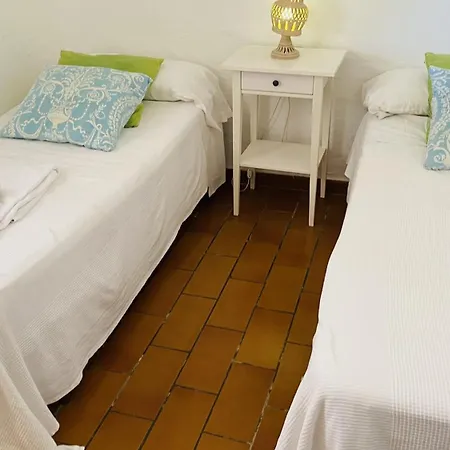 Bini Kim Villa Binibeca